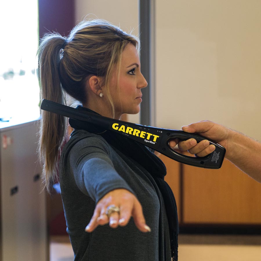 Does Aluminum Set Off Metal Detectors?