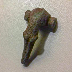 Fíbula romana, encontrada por Michael F.