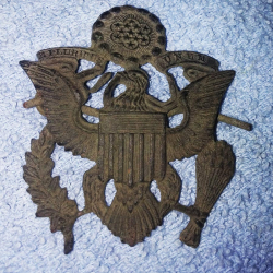 Insigne de chapeau militaire de la Seconde Guerre mondiale, trouvé par Miguel A. avec l’ACE 200