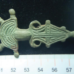 Fíbula romana, encontrada por Biciin M.