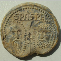 Sello papal, 1316-1334, encontrado por Bostyn D.