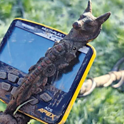 1800s Egyptian-themed ornament, found by Ed